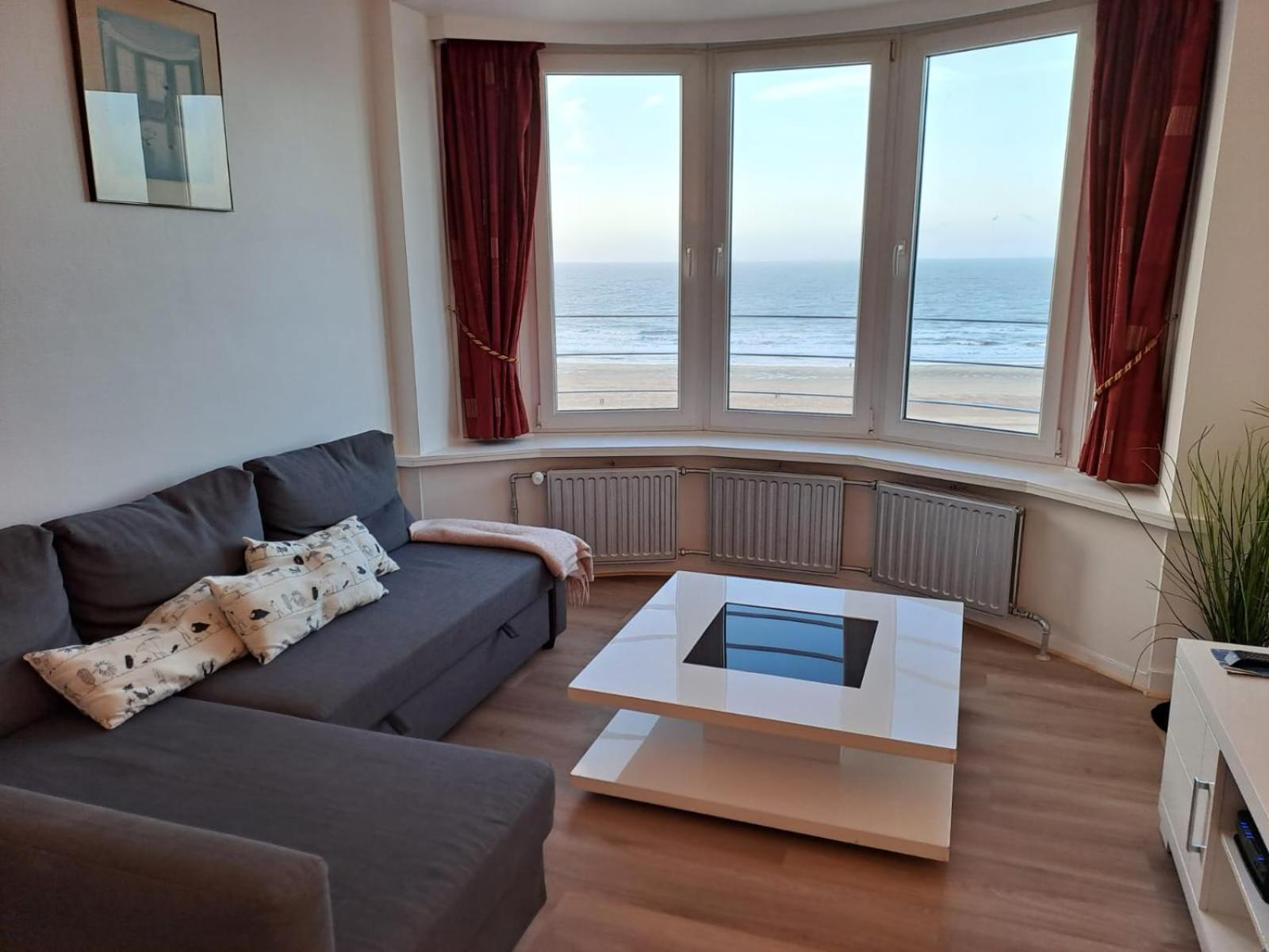 Appartement Met Prachtig Zicht Op Zee Oostende